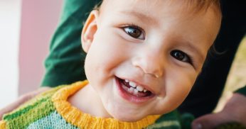 Criança e bebê nascidos sob o signo de Sagitário: insights por Cláudia Lisboa.